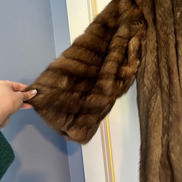 Sable fur coat Peter Duffy - Picture 6 of 16